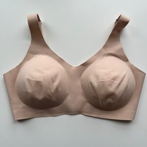 Understance Soft Scultp Wireless Lift Back Close Bra 32DDD/G Champagne